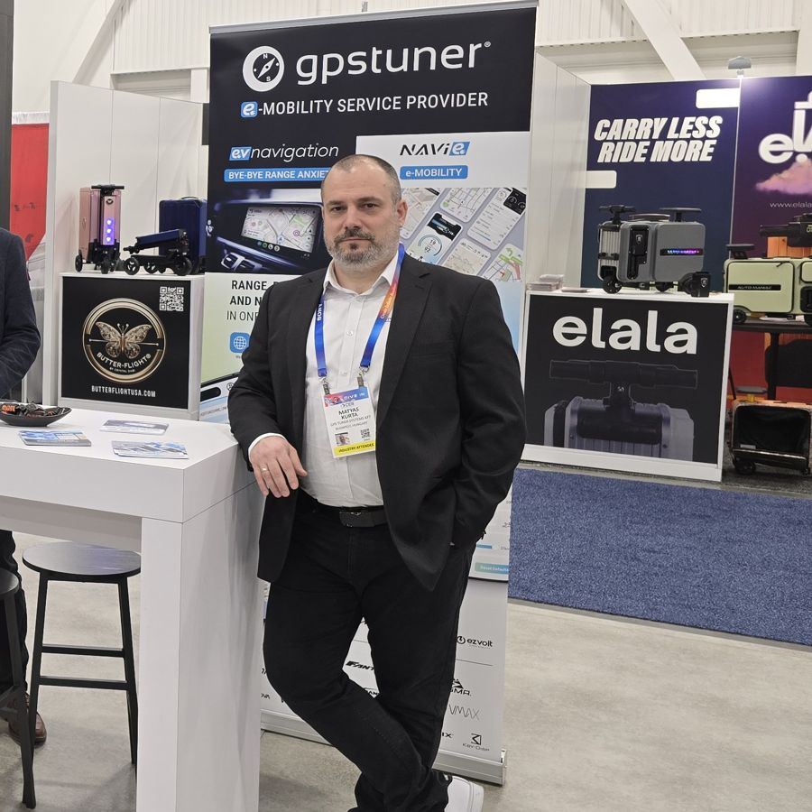 Mátyás Kurta at the CES stand, Las Vegas